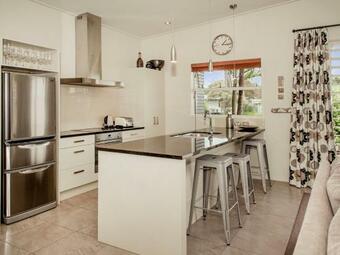 Casa Matarangi - Matarangi Holiday Home