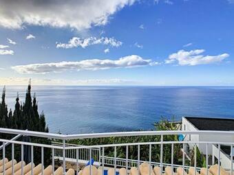 Lugar De Baixo Villa Sleeps 8 With Pool And Air Con