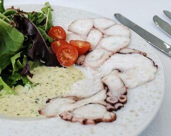 Luna Hotel De T�bua