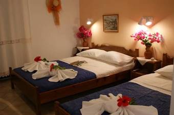 Hostal Skarmoutsos Studios