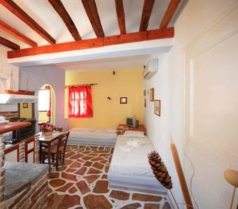 Aposperitis Rooms & Apartments