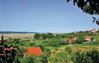 Two-bedroom Apartment In Secovlje