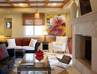 Hotel Porto Kea Suites