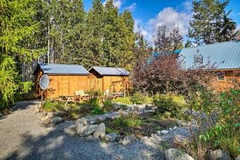 Pet-friendly Log Cabin With Fire Pit On Kenai River!