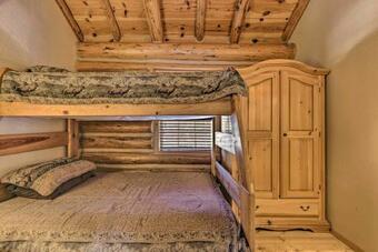 The Lodge At Snover Lodge And Stables In Greer!