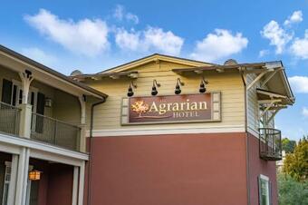 The Agrarian Hotel; Best Western Signature Collection