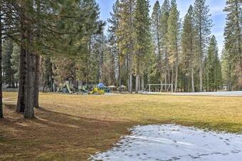 Cozy Dtwn Cabin Less Than 10 Mi To Mt Shasta Ski Park