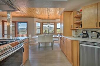 Cozy Pine Mtn Cabin Hike, Bike, Fish Nearby!