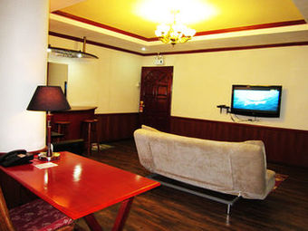 Dulcinea Hotel And Suites