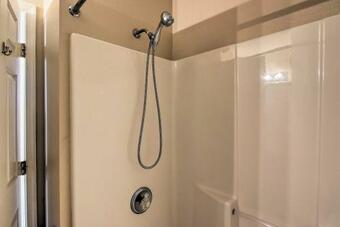 Bethany Beach Townhome With Amenities - Mins To Ocean