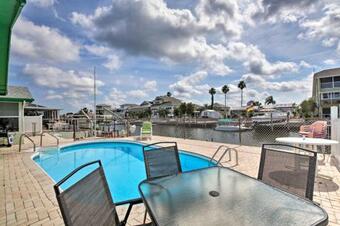 Waterfront Hudson House With Private Pool