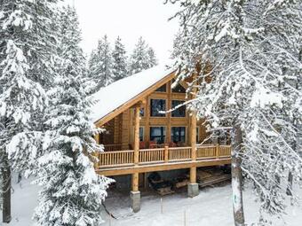 Lumberjack Lodge By Kabino