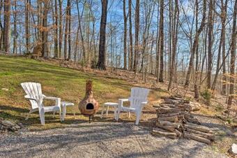 Byrdstown Retreat - 1 Mi To Dale Hollow Lake!