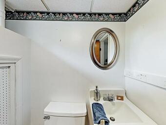 New Listing! Magnificent Retreat On Deans Pond Home