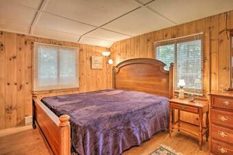 Rustic Berkshires Cottage At Lake Buel With Kayaks!