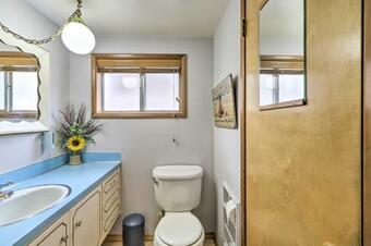 Flathead Lake Waterfront Cabin With Dock, Kayaks