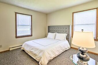 Apartamento Peaceful Family Condo With Deck And Mountain View!