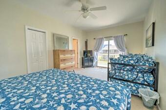 Apartamento Carolina Beach Condo With Deck Steps To Shore!