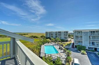 Apartamento Carolina Beach Home With Views And Pool Access!