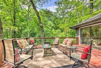 Lake Toxaway Cabin With Fire Pit - 1mi To Marina