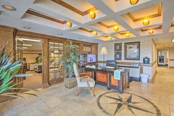 Apartamento Modern Condo At Shangri La Golf, Boat, Fish!