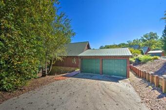 Serene Lakefront Retreat With Dock And Game Room!