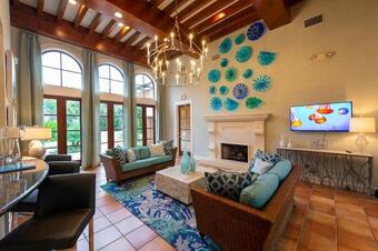 Luxury Fully Furnished Apartments By Nasa And Kemah Boardwalk