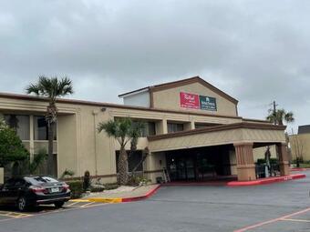 Motel Hometowne Studios By Red Roof Lake Jackson