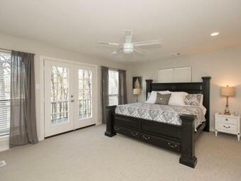 Porch Grove - Southern Charm At It's Finest On Cedar Creek Lake