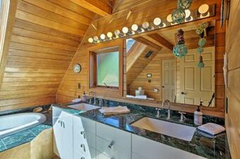 Big House Lodge - Cle Elum Retreat On 8 Acres!