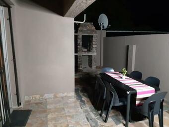 Roos Getaway Apartments #4