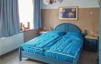 Nine-bedroom Holiday Home In Petershagen Ot Frille