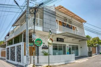 Hostal Reddoorz Syariah Near Taman Pelangi Jogja 2