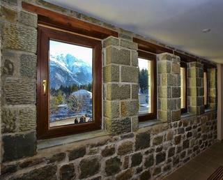 Hotel Anavasi Mountain Resort