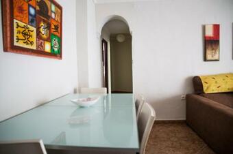 Apartamento Cerquita de La Caleta