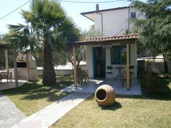 Kiparissis Apartments