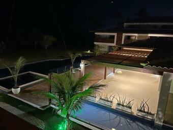 Apartamento Lindo Village Beira Mar Na Praia Itacimirim