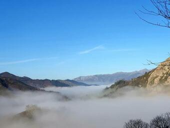 Agroturismo Casas De Aldea Granja Para�so, Picos De Europa