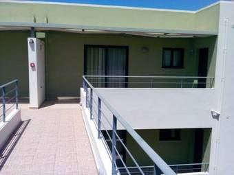 Aparthotel Athina Beach Hotel