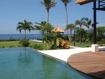 Villa Banjar Beach