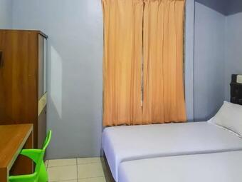 Hotel Home Stay Kembar Syariah Redpartner