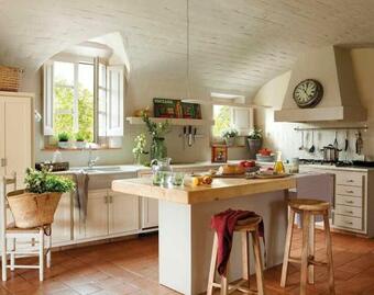 Mas�a De Saus Casa Rural En El Alt Empord�