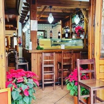 Hotel Cafe La Morena