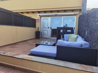 Apartamento Nautilus I: Casa Con Terraza Y Vistas Al Mar