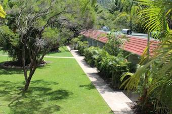 Hotel Amaroo On Mandalay