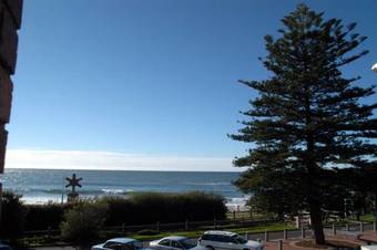 Beachfront Voyager Motor Inn