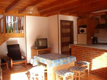 La Nozal (piscina, Barbacoa, Jard�n...)