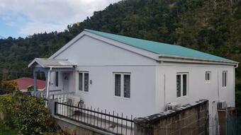 Charming Tropical 2-bed House In Soufriere