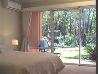 Loaring Place Bed & Breakfast