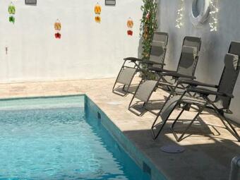 Hostal Luxury Villa Salgado
